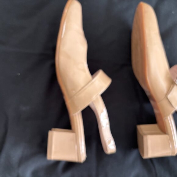 BeautiFeel shoes - Picture 2 of 8